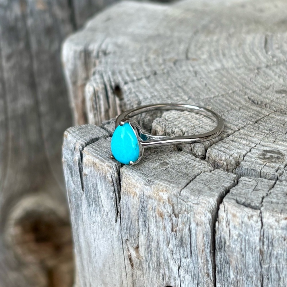 Turquoise Ring - Picture 7 of 9